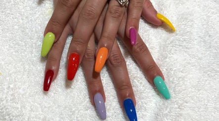 PRESTIGE NAILS & SPA صورة 3