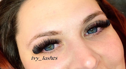 Ivy_lashes