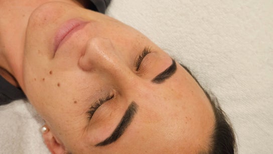 Jimboomba Esthetics | Skin | Brows | Lashes