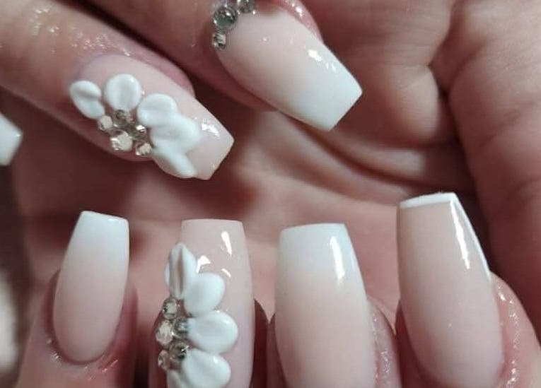 Close-up of elegant floral nail art at Lean-Tique, Bloemfontein, Free State, ZA.