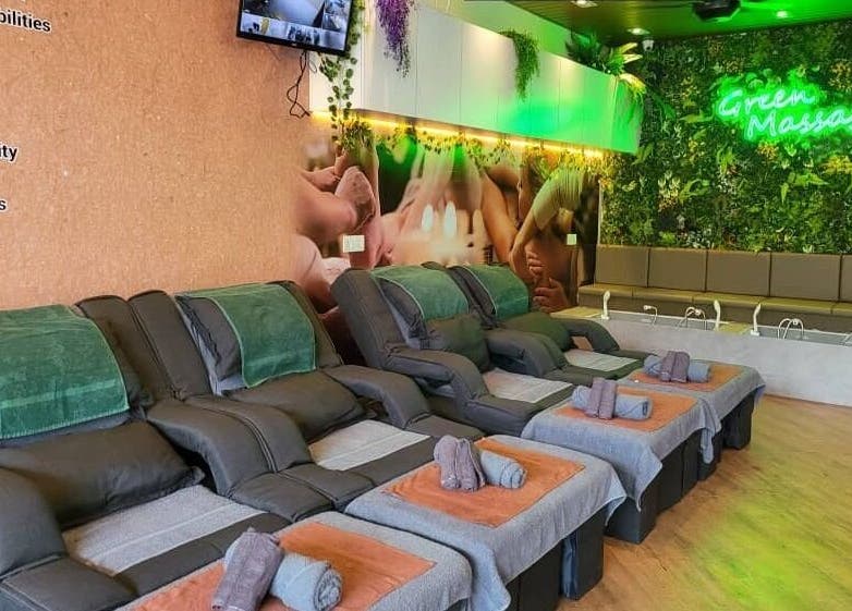 Luxurious massage chairs at Green Massage, Genting Highlands, Pahang, MY offer ultimate relaxation.