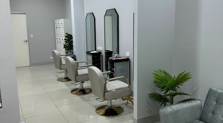Next Level Hair Salon imagem 2