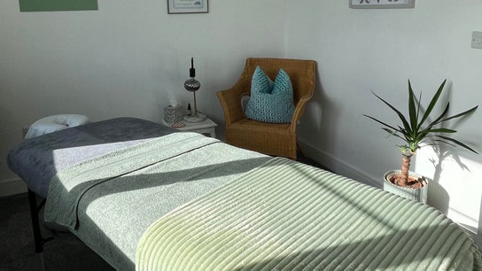 Alpas Massage Therapy - Bridge of Earn