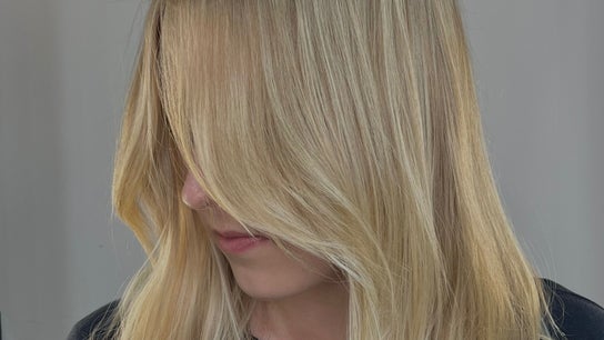 Natacha Macatto Hair