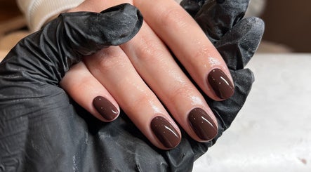Kommon Beauty image 3