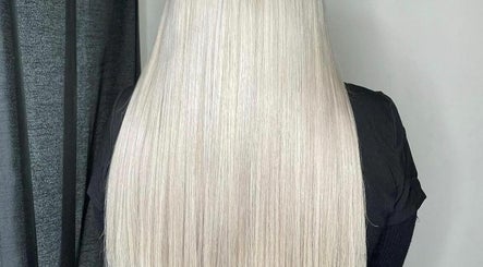 Extensions by Beth afbeelding 3