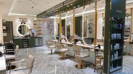 Gabis Hair Coutour