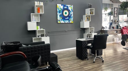 Shine on Gentlemen's Salon and Spa