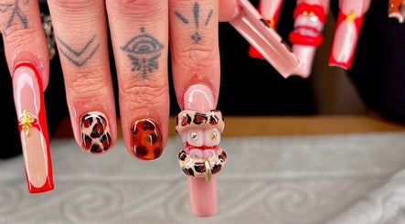Unique nail art with leopard pattern at JB Nails - Jordie Barber, Plymouth, England, GB.