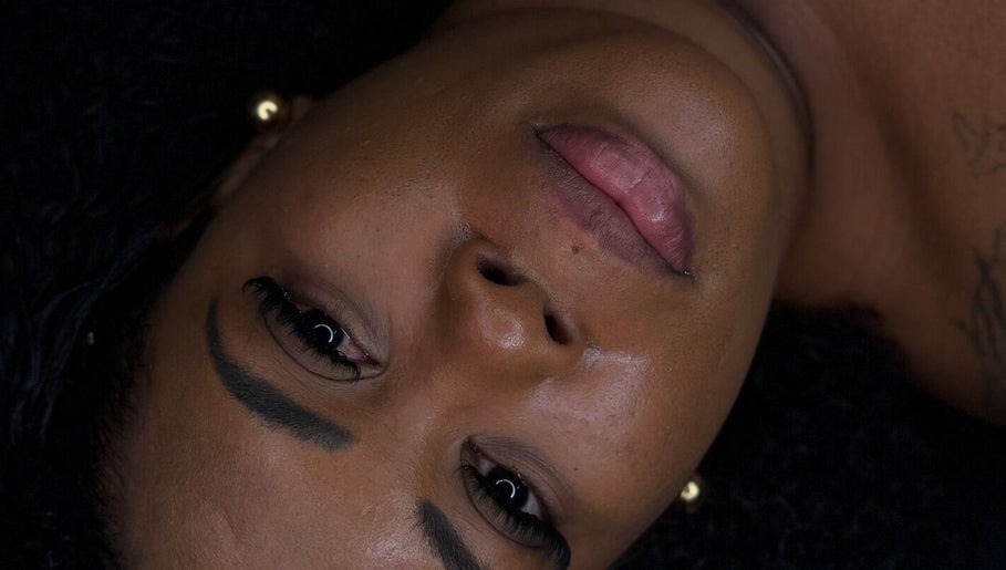 Guyly Beauty image 1