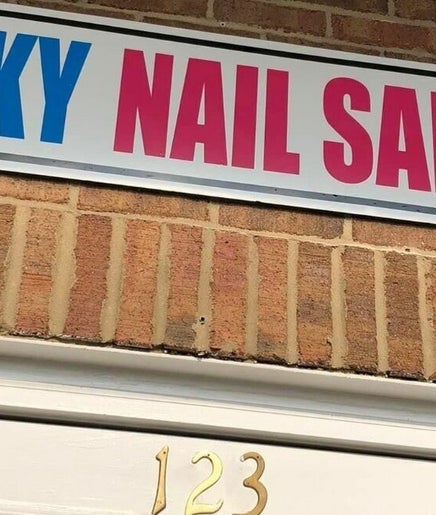 Sky Nail Salon Bild 2