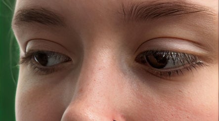 Close-up of a person's eyes at Pop-Up Studio @ Beauté Bohëime, Cowansville, Québec, CA.