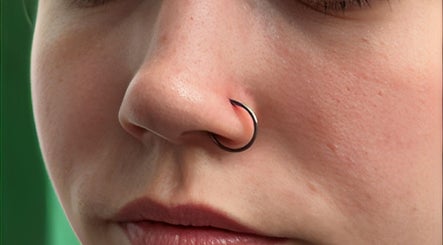 Detailed view of a nose ring at Bombshell Brow Studio @ Beauté Bohëime, Cowansville, Québec, CA.