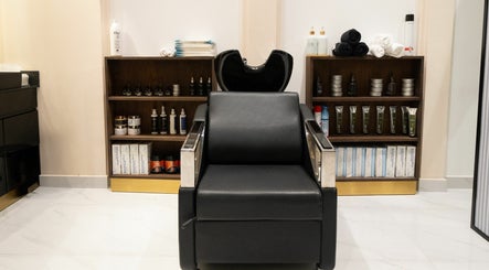 hình ảnh 3 của Zana Gents Salon