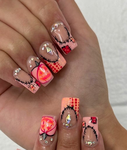Image de Nails Designs by Katy at the Beauty Mark 2