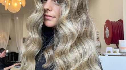 Hair by Paris image 3