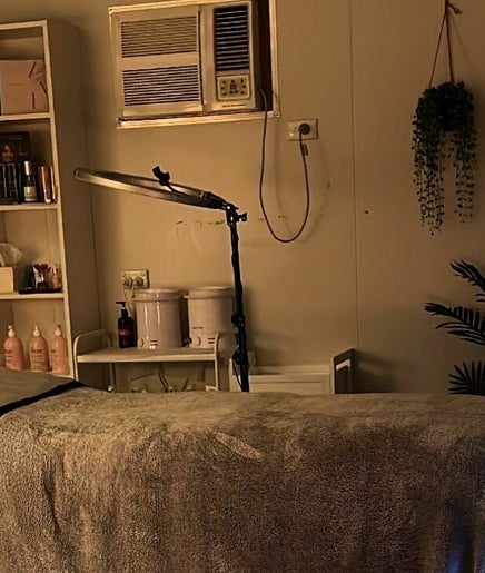 Laura's Beauty Room – obraz 2