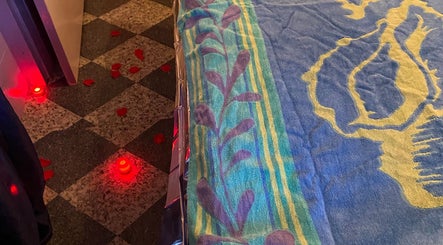 Essential Healing Touch Mobile Spa image 2