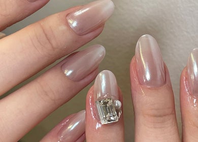 Shimmering nail art with jewel detail at Soso Beauty, Liverpool, England, GB.