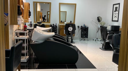 Siryano Gents Saloon and Spa, Al Seef Mall Village Abu Dhabiの画像：2