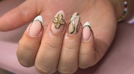 EMH Beauty