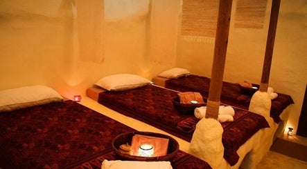 Relaxing massage beds at Srimantra Spa, Chang Wat Chiang Mai, Chang Wat Chiang Mai, TH, offering tranquil ambiance.
