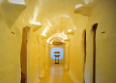 Serene hallway at Srimantra Spa, Chang Wat Chiang Mai, offering a calming retreat ambiance.