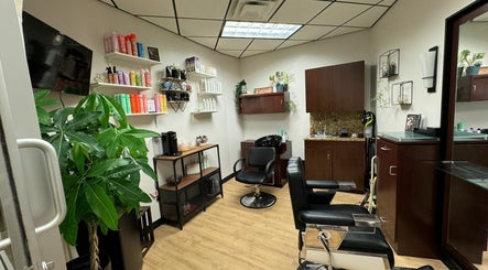Studio KBB Kelly’s Barber and Beauty Inc.