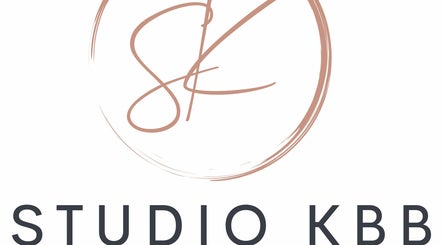 Studio KBB Kelly’s Barber and Beauty Inc. imaginea 2