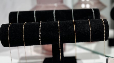 Delicate chains on display at Indie Bookworm Event, Melbourne, Victoria, AU.