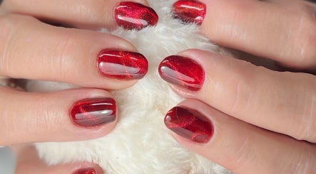 Nails & Tails obrázek 2