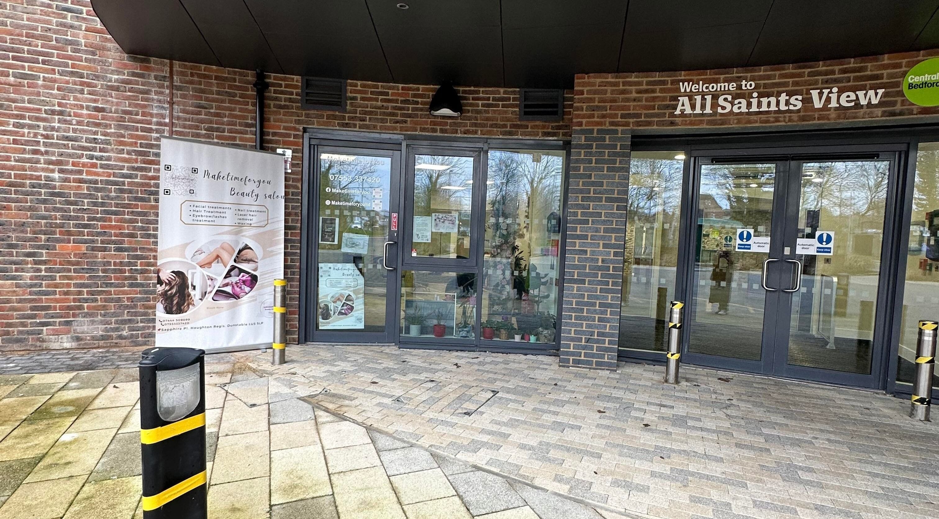 Maketimeforyou beauty salon entrance in Houghton Regis, England, GB, showcasing a modern and inviting facade.