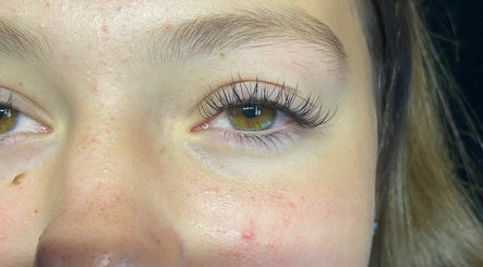 Lashes by Meadow Bild 2