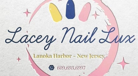 Lacey Nails Lux