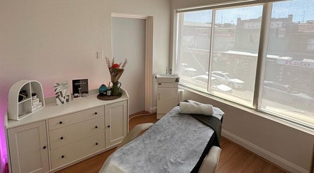 Relaxing treatment room at Visage Clinics Australia | Belmore, located in Belmore, New South Wales, AU. Inviting decor.