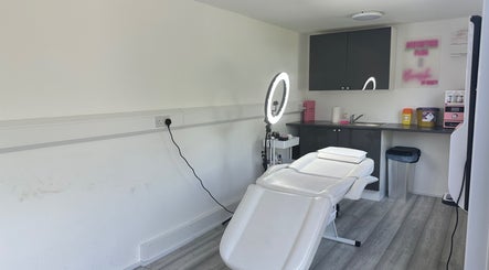 Beauty Plug by Kirsty
