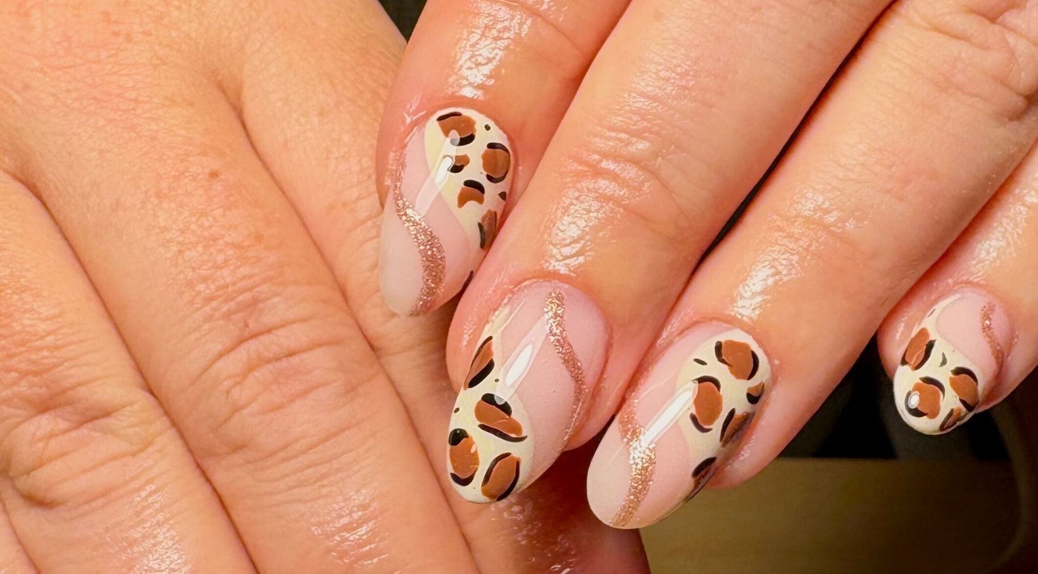 Stylish leopard print nail art by Neuro Nails in Blenheim, Marlborough, NZ.