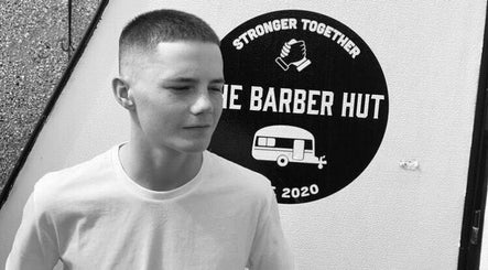The Barber Hut – obraz 3