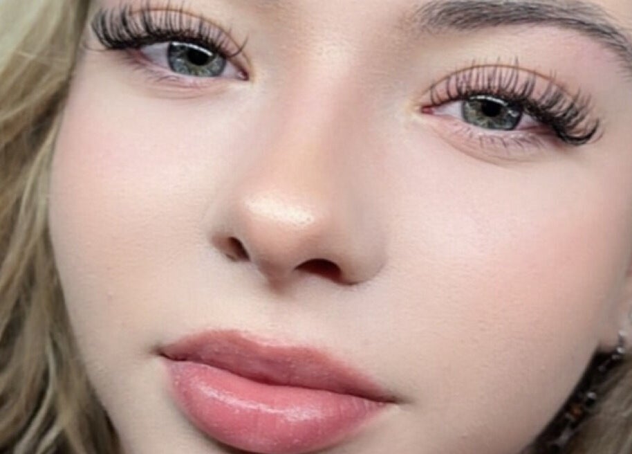 Close-up of eyelash extensions at Femme Theory in London, Ontario, CA showcasing expert beauty services.