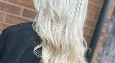 Signature Blonde