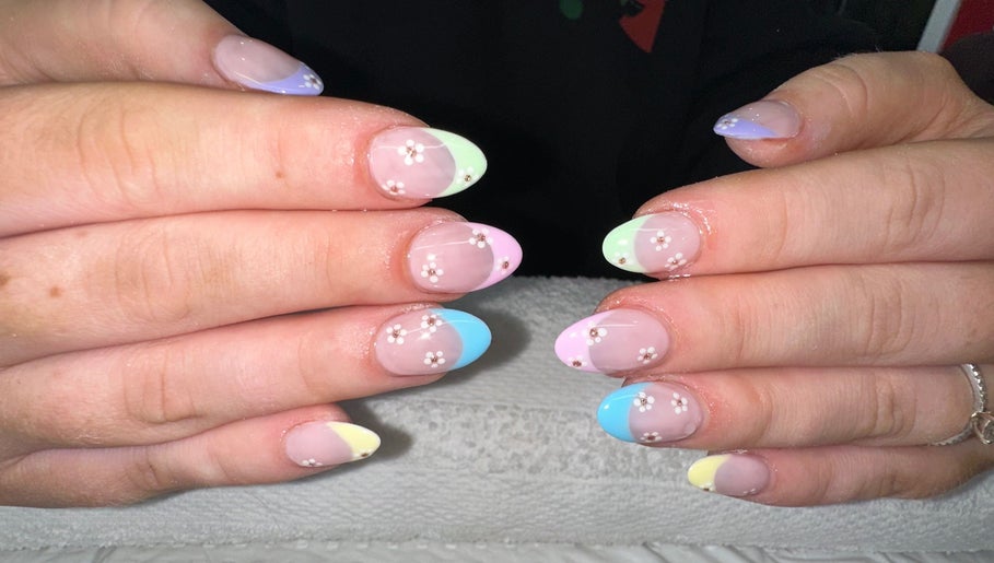 Art of Beauty & Nails image 1