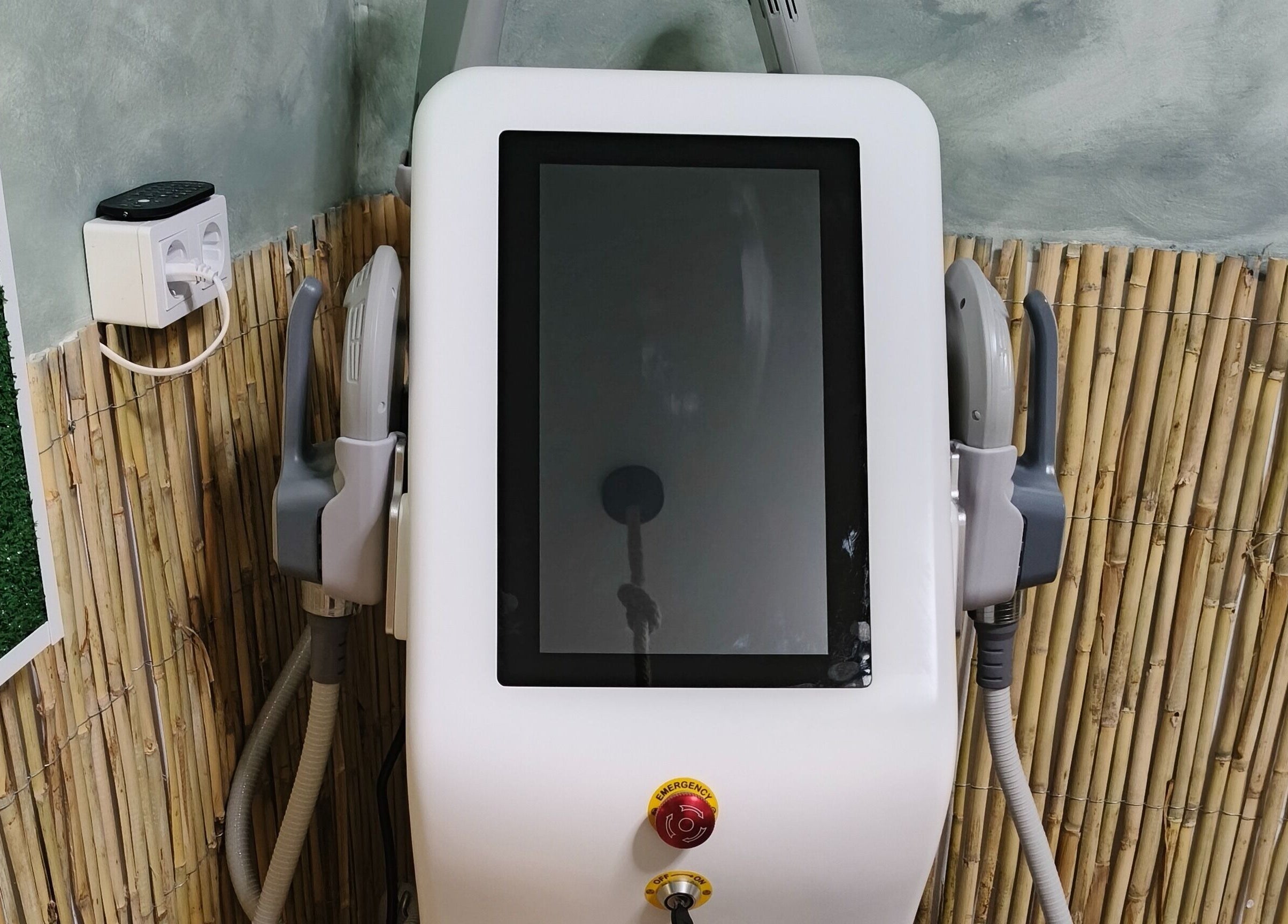 Equipo avanzado en Masajes Zen, Gasteiz, Euskadi, ES para tratamientos de bienestar y belleza.