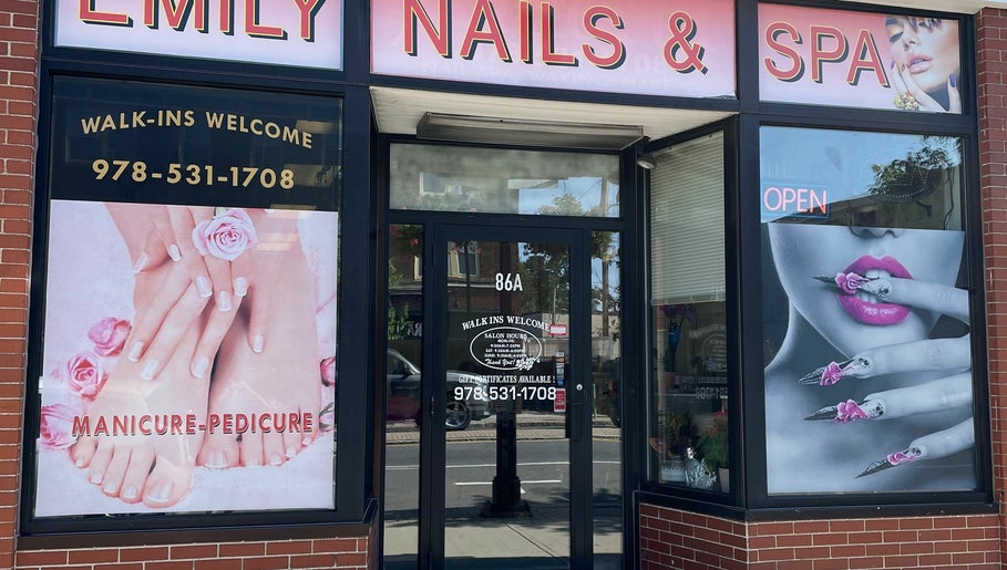 Emily Nails and Spa image 1