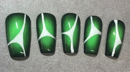Naughty Nails obrázek 3