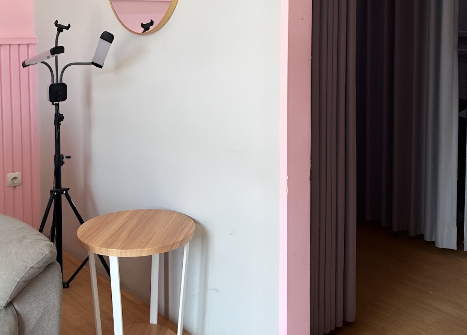 Relaxed seating area at Misstia Beauty in Bali, Bali, ID with modern decor and soft pink accents.