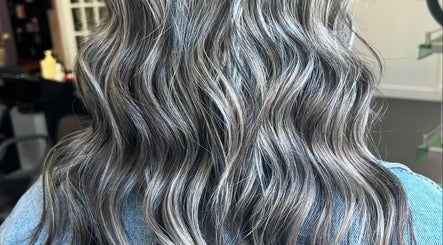 Imagen 3 de Platinum Salon & Spa