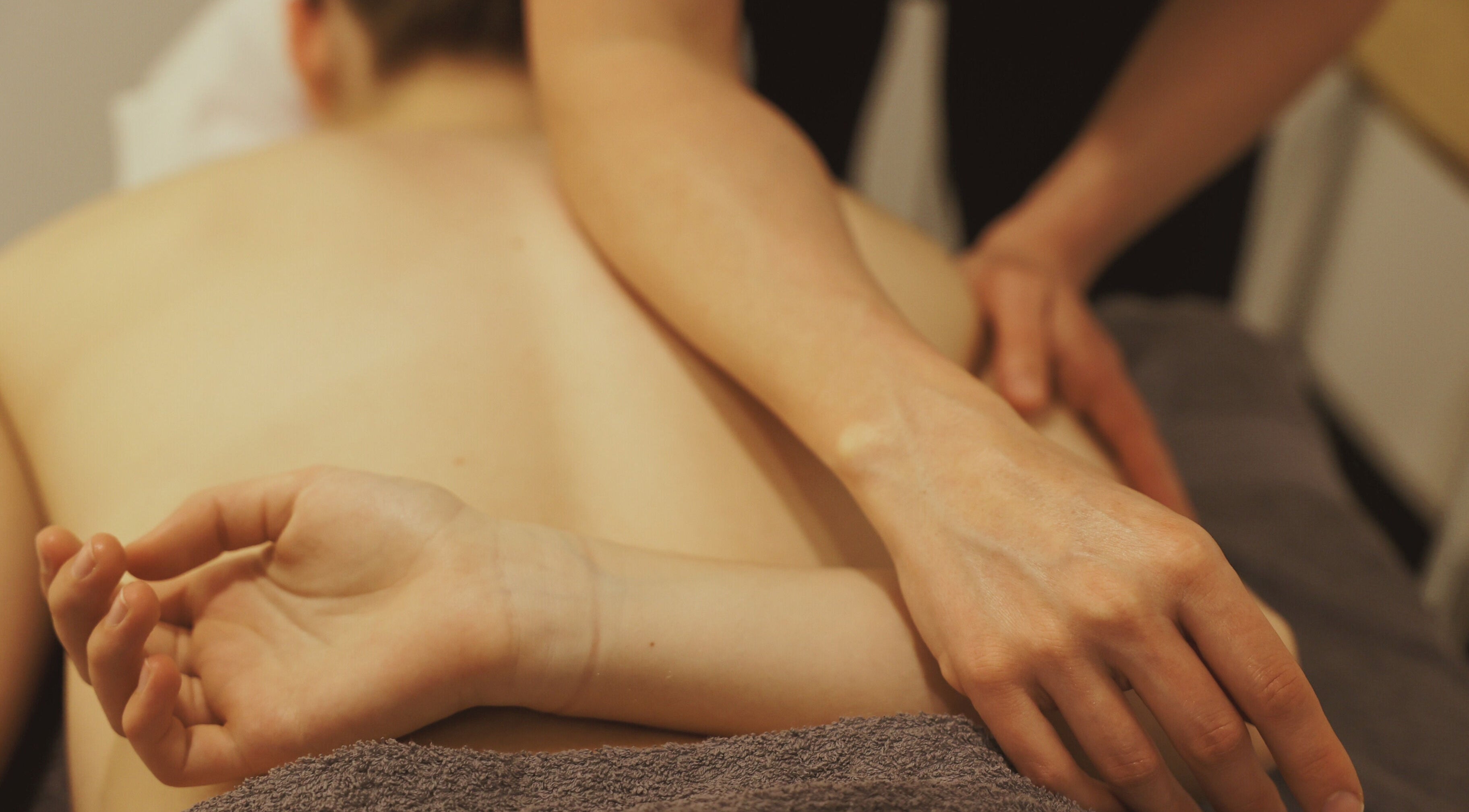 Relaxing massage session at The Hub Remedial Massage in Caringbah, New South Wales, AU.