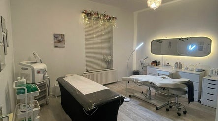 Elite Laser Beauty Clinic image 2