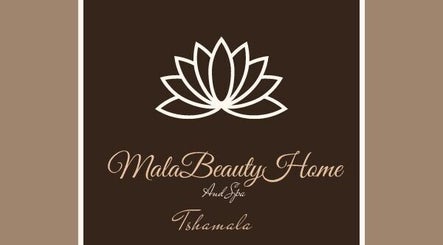 Logo élégante de MalaBeautyHome avec motif de lotus à Anderlecht, Bruxelles, BE.