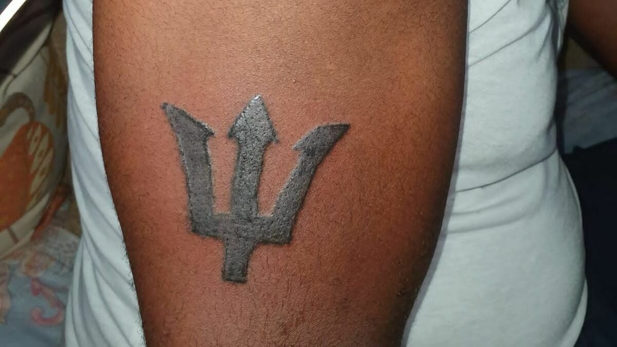 Discover 66+ barbados trident tattoo - vova.edu.vn